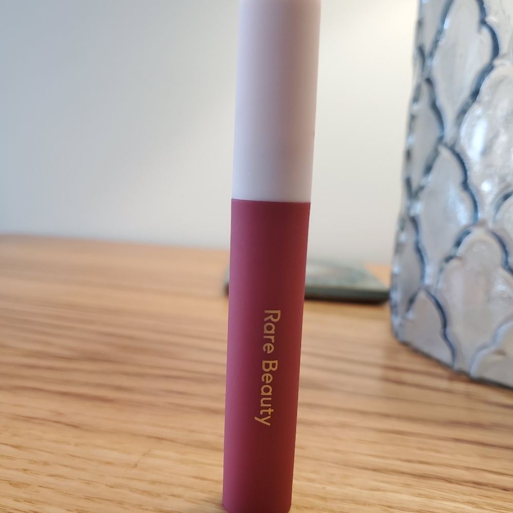 Rare Beauty Lip Souffle Matte Lipstick in Heroic